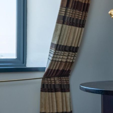 Marine Court Hotel Bangor Eksteriør billede