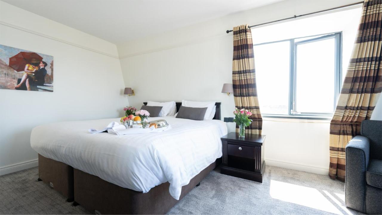 Marine Court Hotel Bangor Eksteriør billede