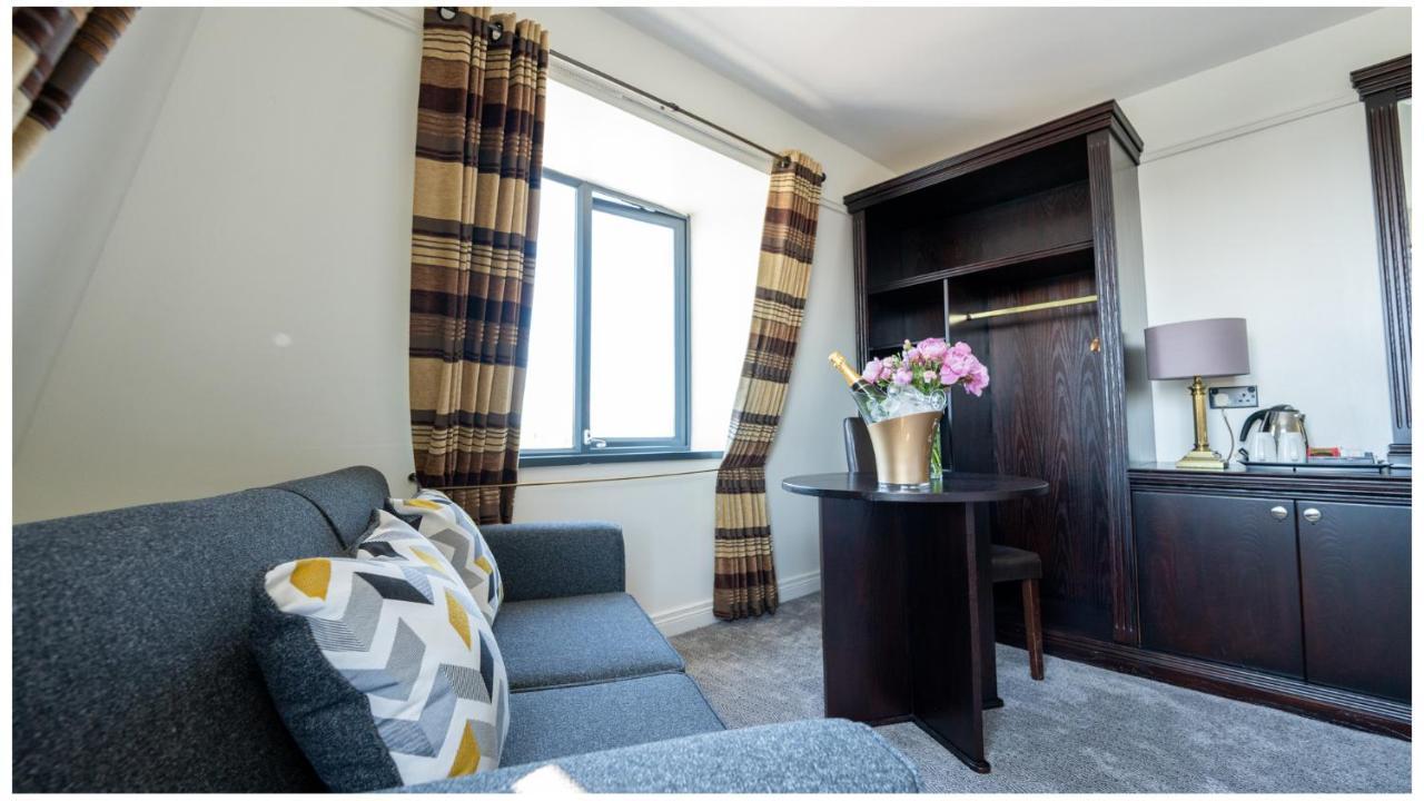 Marine Court Hotel Bangor Eksteriør billede