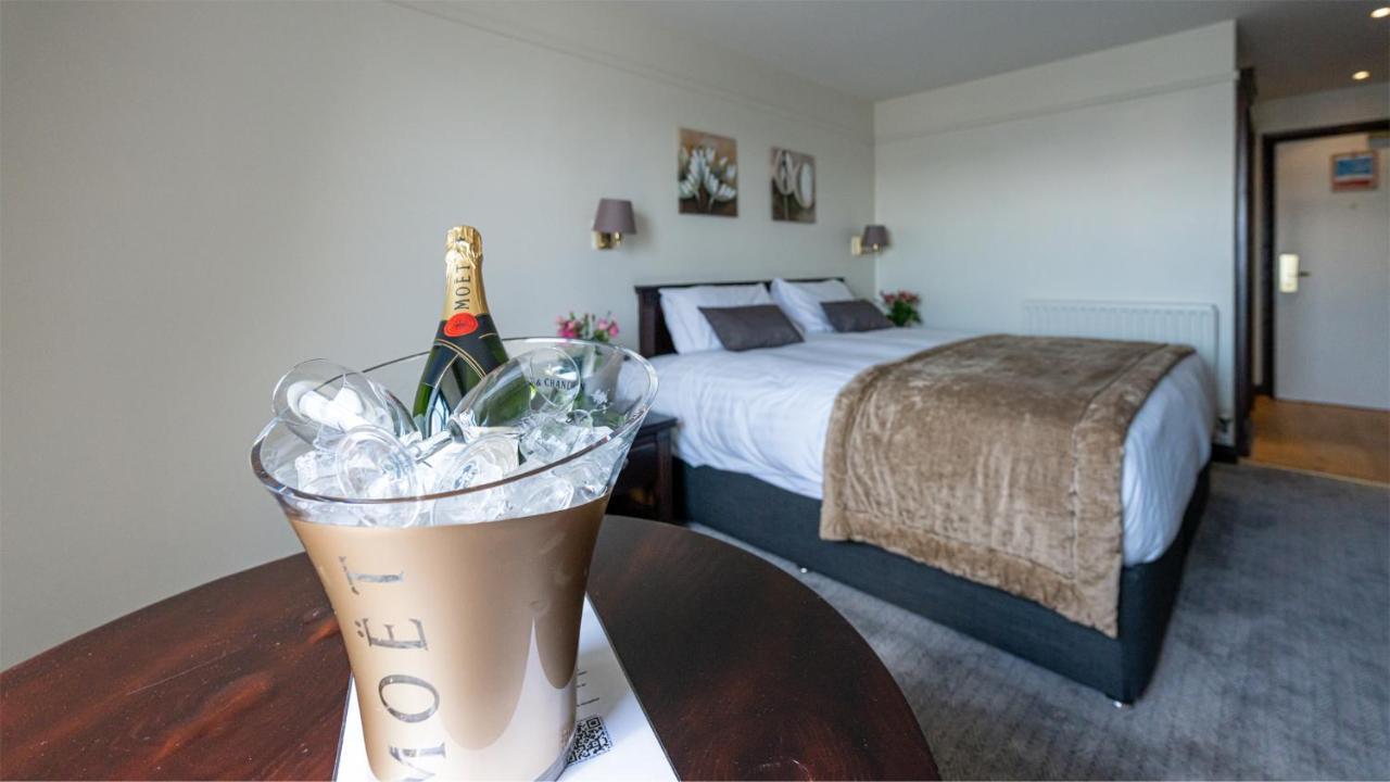 Marine Court Hotel Bangor Eksteriør billede
