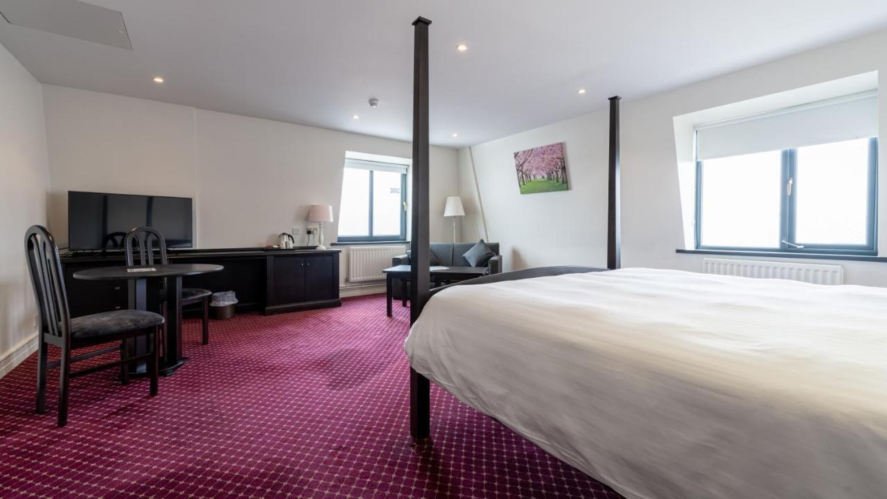 Marine Court Hotel Bangor Eksteriør billede
