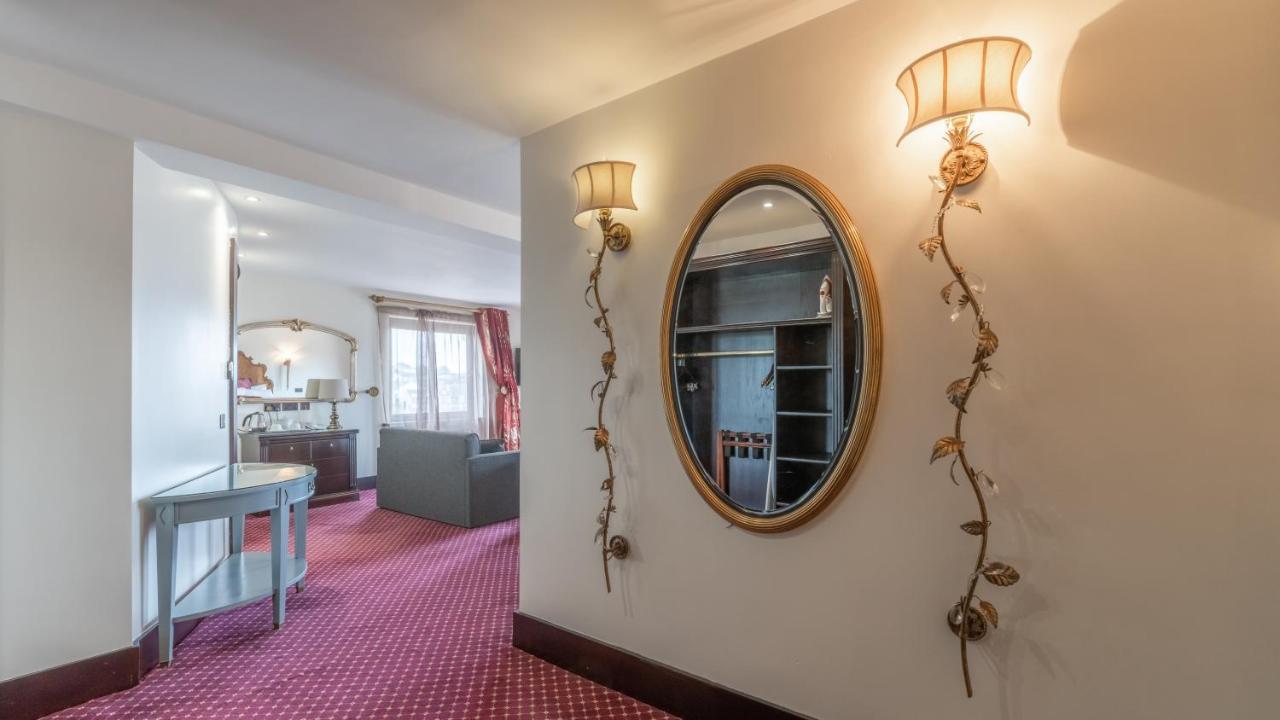 Marine Court Hotel Bangor Eksteriør billede